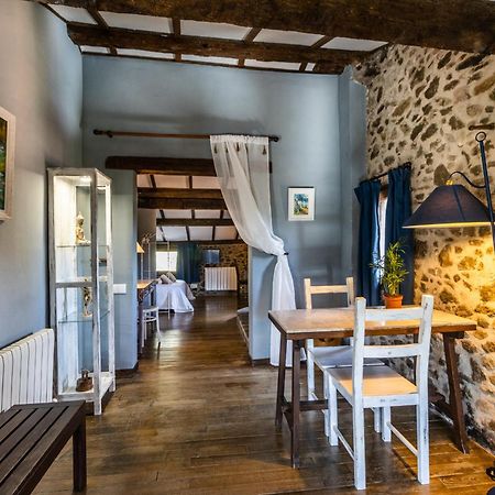 Отель El Querol Vell Borreda Экстерьер фото